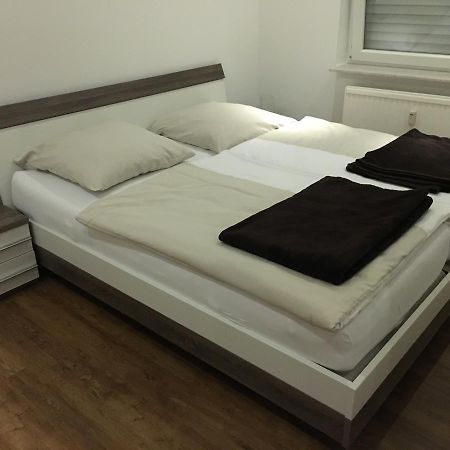 Hotel Friesenhof Westoverledingen Экстерьер фото