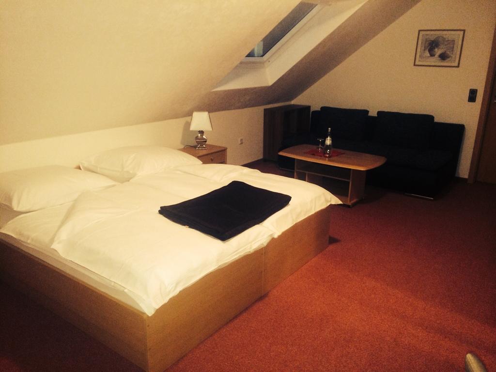 Hotel Friesenhof Westoverledingen Номер фото